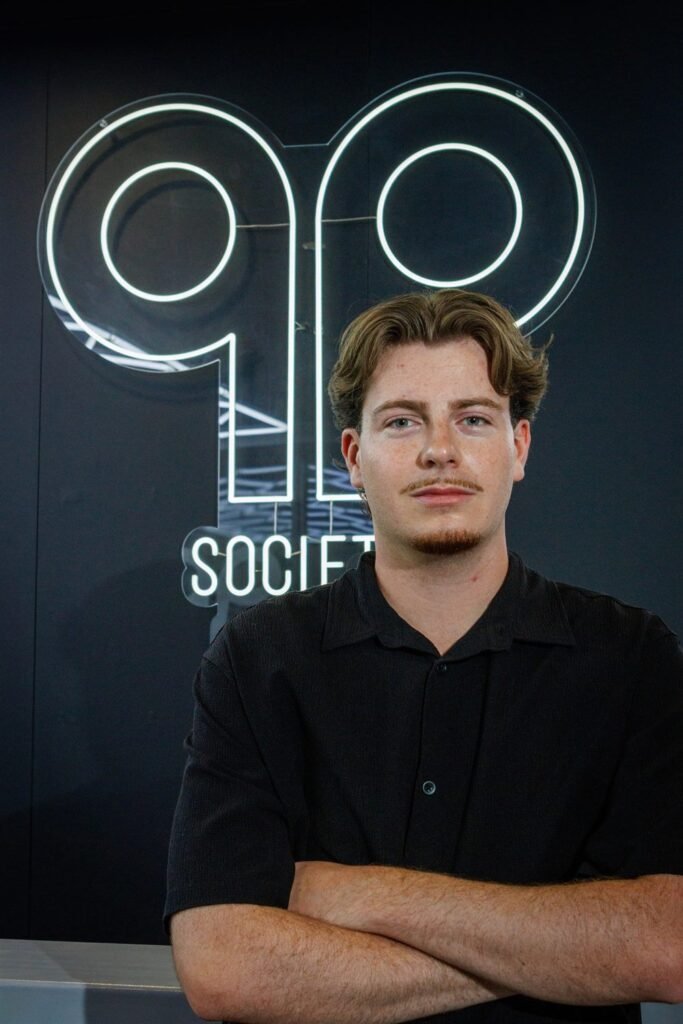 Daan, barber bij QP Society